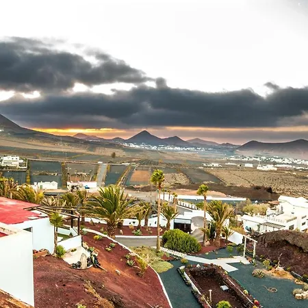 Landhuis Casona De Tao *