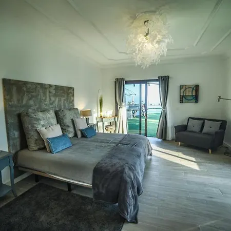 Casona De Tao Tiagua