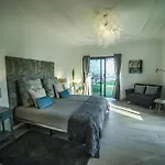 Casona De Tao * Tiagua