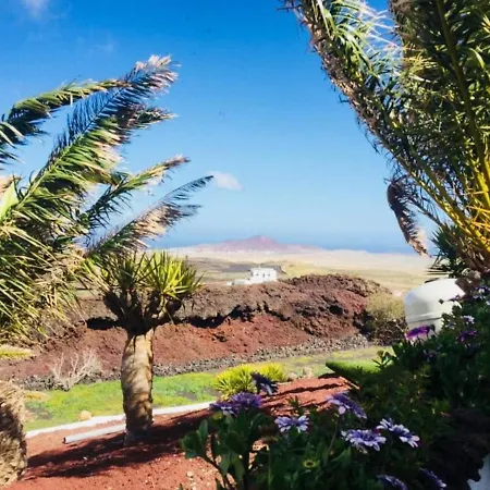 Casona De Tao Kır Evi Tiagua