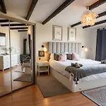 Casona De Tao * Tiagua